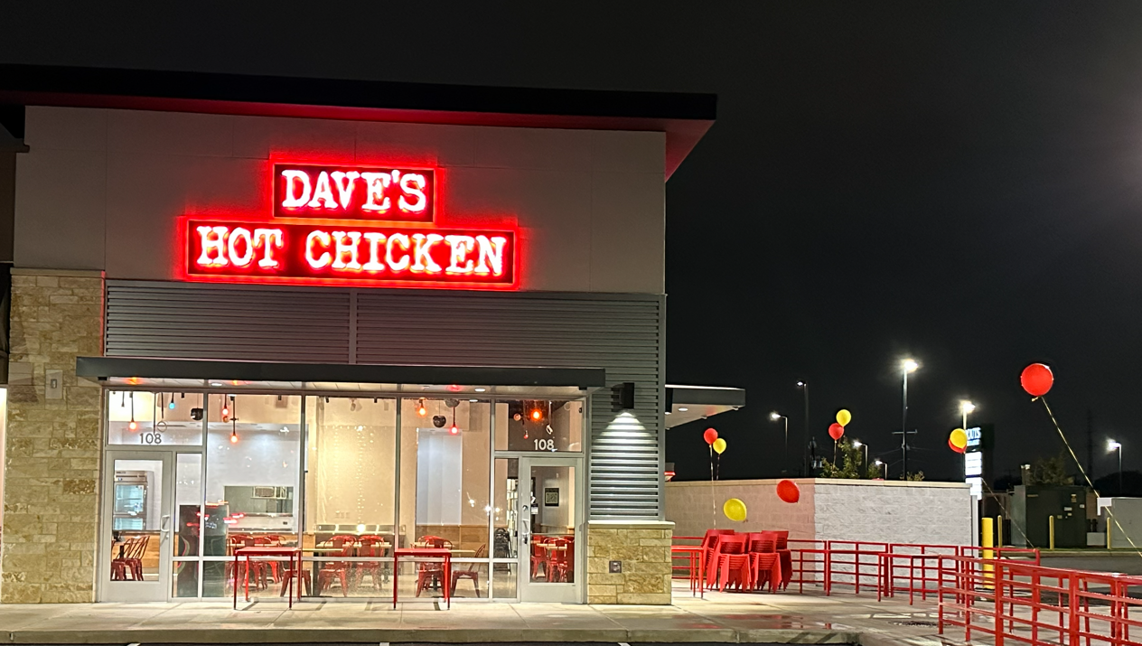 Dave's Hot Chicken location at 151 and Hunt Lane